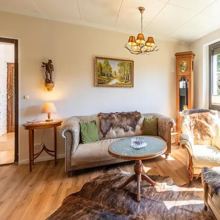 Jagdhuette Lägenhet Dedelow