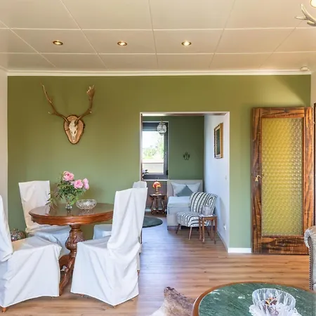 Holiday home Jagdhuette Dedelow